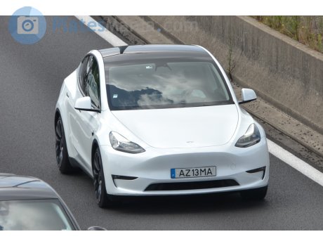 AZ 13 MA, Tesla Model Y