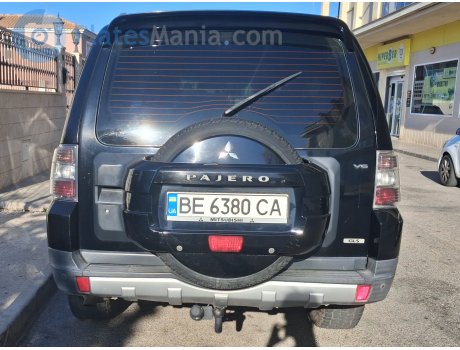 BE 6380 CA, Mitsubishi Pajero