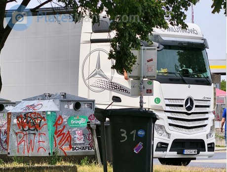 IC 041-MP, Mercedes-Benz Actros