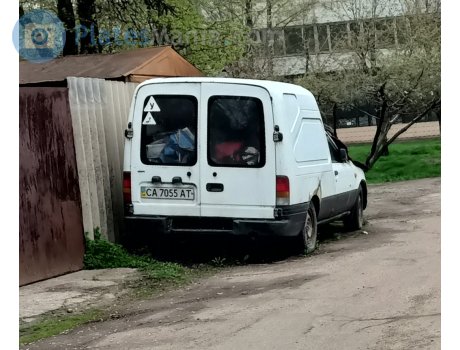 CA 7055 AT, Nissan Sunny Van