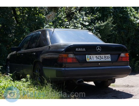 AI 1434 BX, Mercedes-Benz E-Klasse