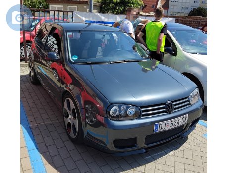 DJ 524-DK, Volkswagen Golf