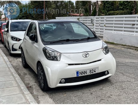 NNN 824, Toyota iQ