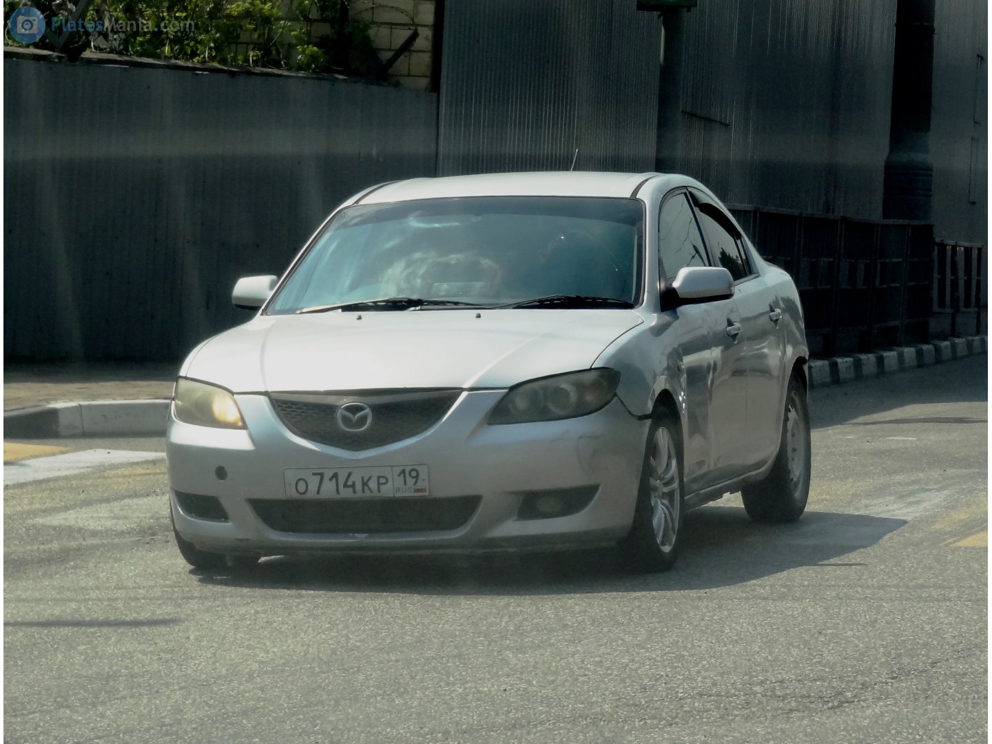 о 714 кр 19, Mazda Axela 1st gen Sedan (BK), 2003–2009