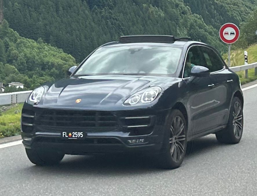 FL 2595, Porsche Macan 1st gen (95B), 2014–2018