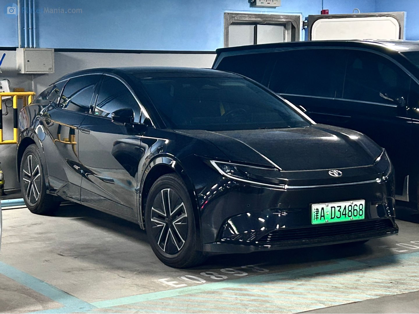 津A·D34868, Toyota bZ5 