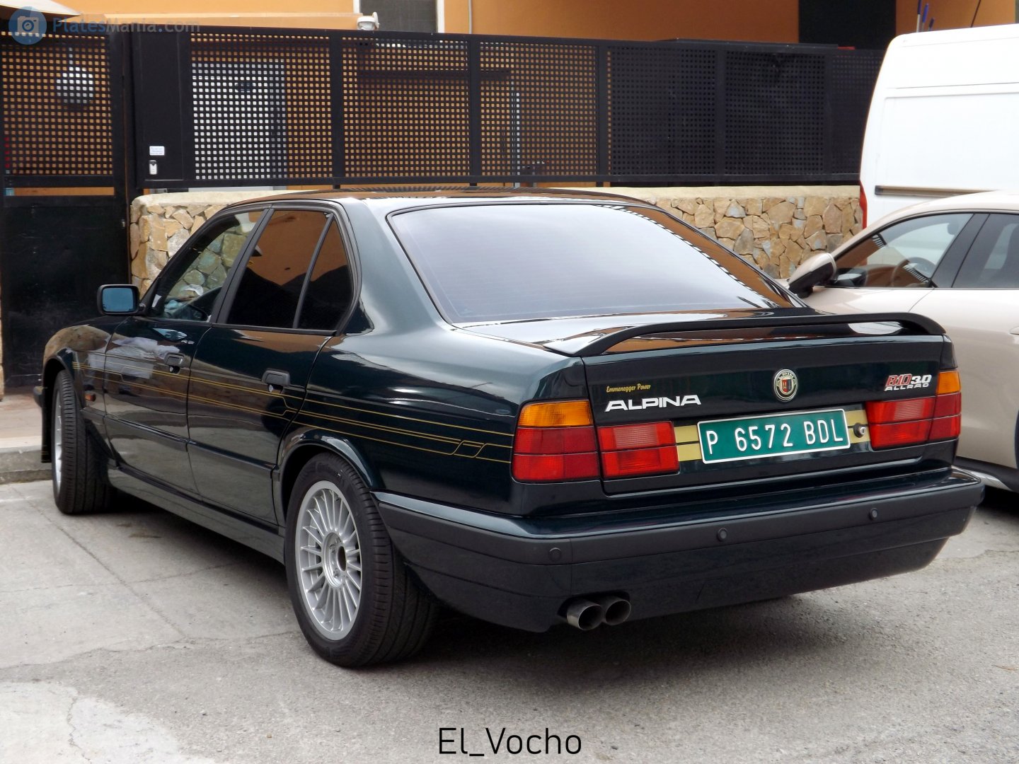 P 6572 BDL, BMW 5 Series 3rd gen Alpina B10 Sedan (E34), 1988–1996