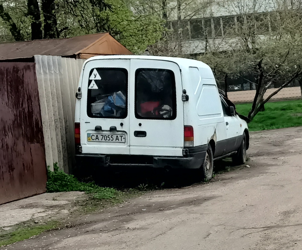 CA 7055 AT, Nissan Sunny Van 5th gen (Y10L), 1992–2000