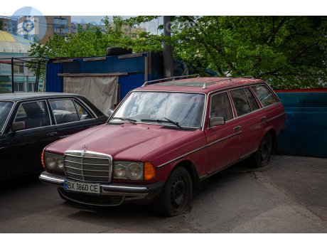 BX 3860 CE, Mercedes-Benz E-Klasse