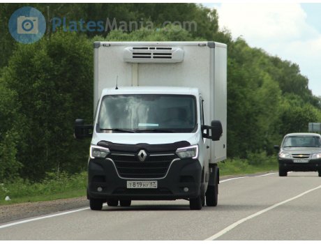 т819ну67, Renault Master