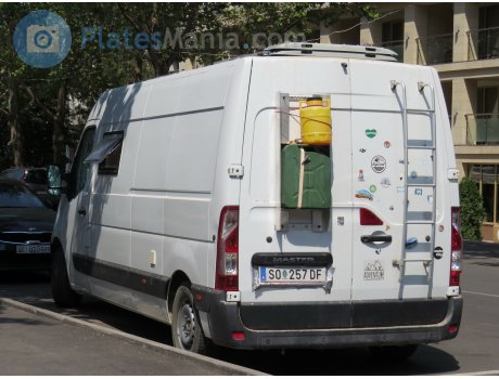 SO 257 DF, Renault Master