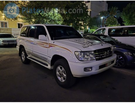 12 69221, Toyota Land Cruiser