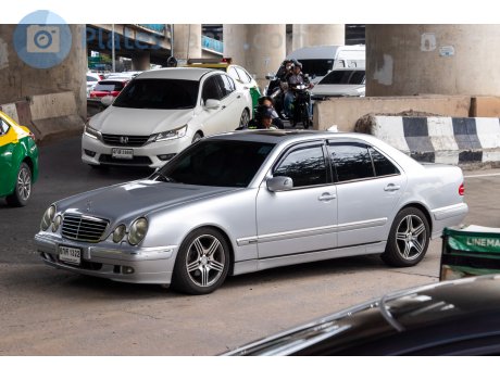 6กศ 1322, Mercedes-Benz E-Klasse