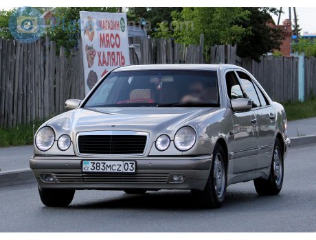 383 MCZ 03, Mercedes-Benz E-Klasse