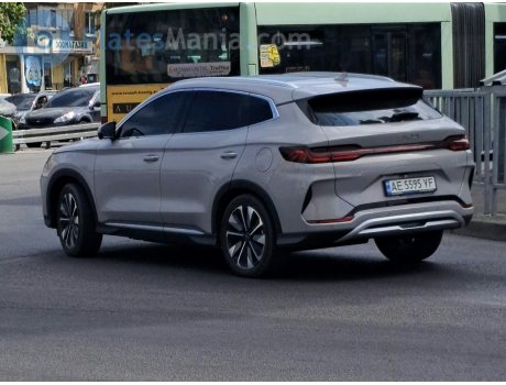 AE 5595 YF, BYD Song