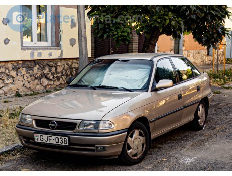 GJF-038, Opel Astra
