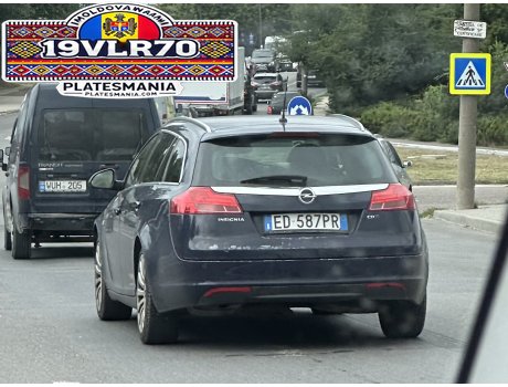 ED 587 PR, Opel Insignia