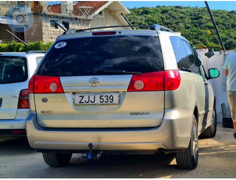 ZJJ 539, Toyota Sienna