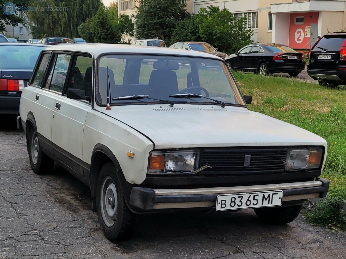 в 8365 МГ, Lada (VAZ) 2104 Жигули (Nova / Riva / 1300 / 1500), 1984–2012