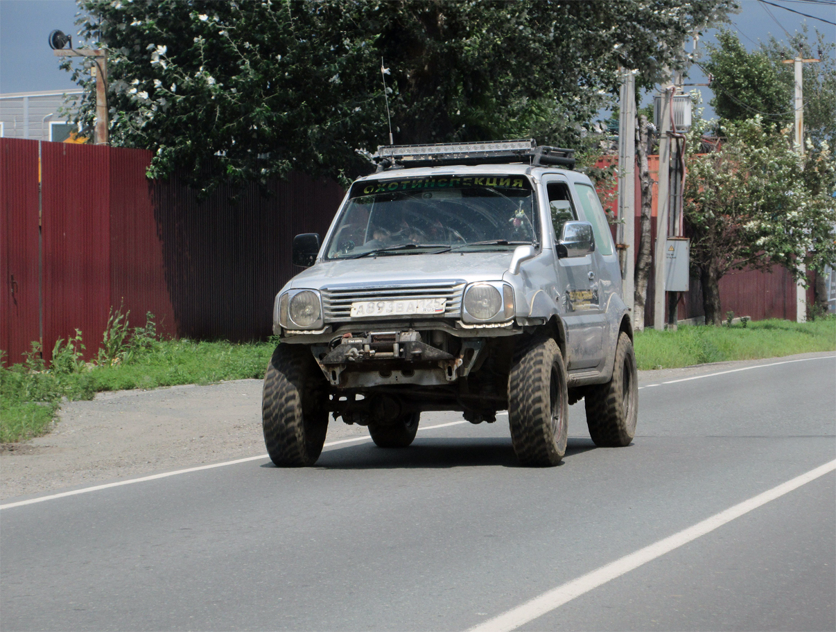 а 893 ва 125, Suzuki Jimny Wide 1st gen (JB33/JB43), 1998–2002