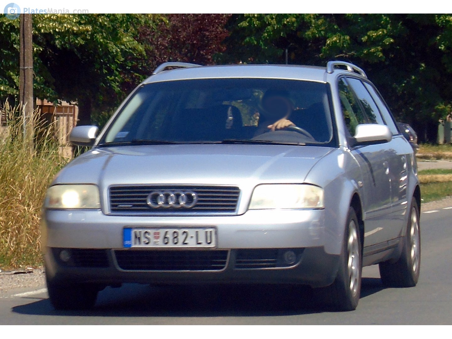 NS 682-LU, Audi A6 2nd gen Avant (C5/4B5), 1997–2004