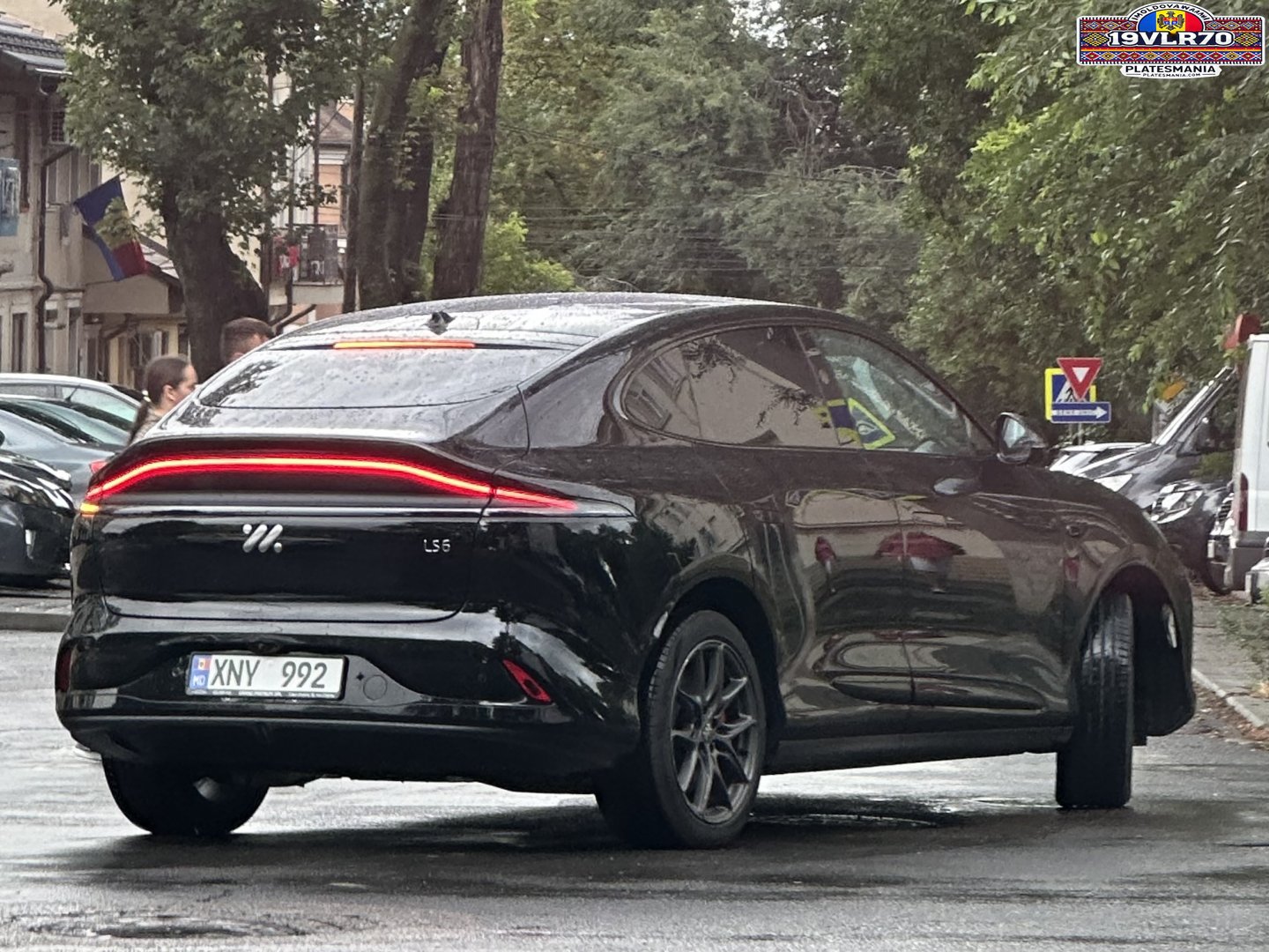 XNY 992, IM (Zhiji) LS6 1st gen, 2023–