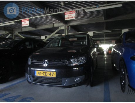 41-CD-47, Volkswagen Touran