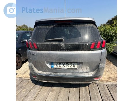 40-XB-24, Peugeot 5008