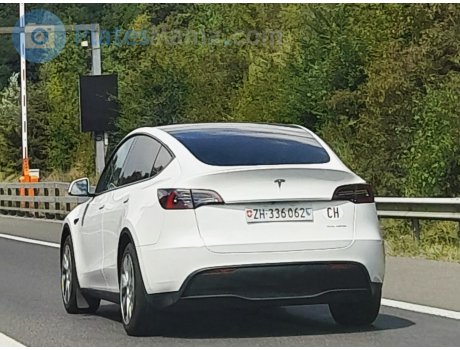 ZH 336062, Tesla Model Y
