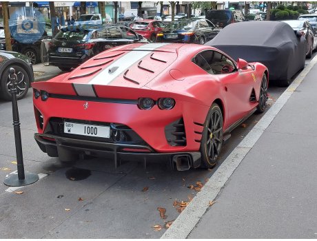 W 1000, Ferrari 812