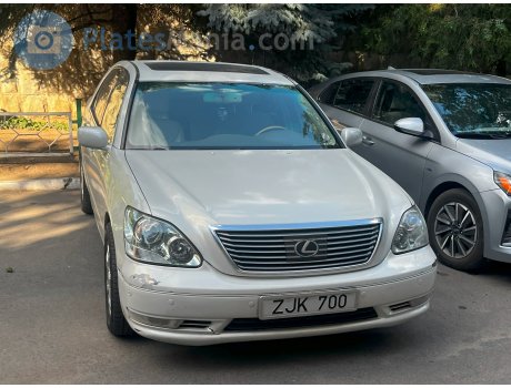 ZJK 700, Lexus LS