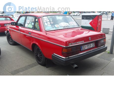 DU 959-JD, Volvo 240-Series