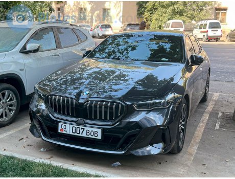 01 007 BOB, BMW 5 Series