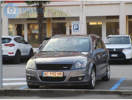 AC 1132 HB, Opel Astra