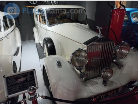FYF 426, Rolls-Royce Phantom