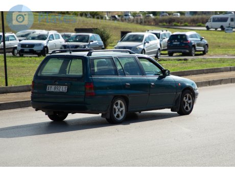 AY 982 LS, Opel Astra