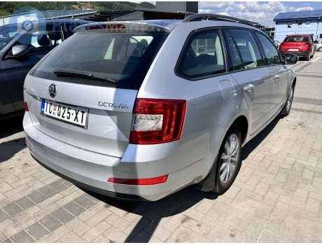 IC 025-XT, Skoda Octavia