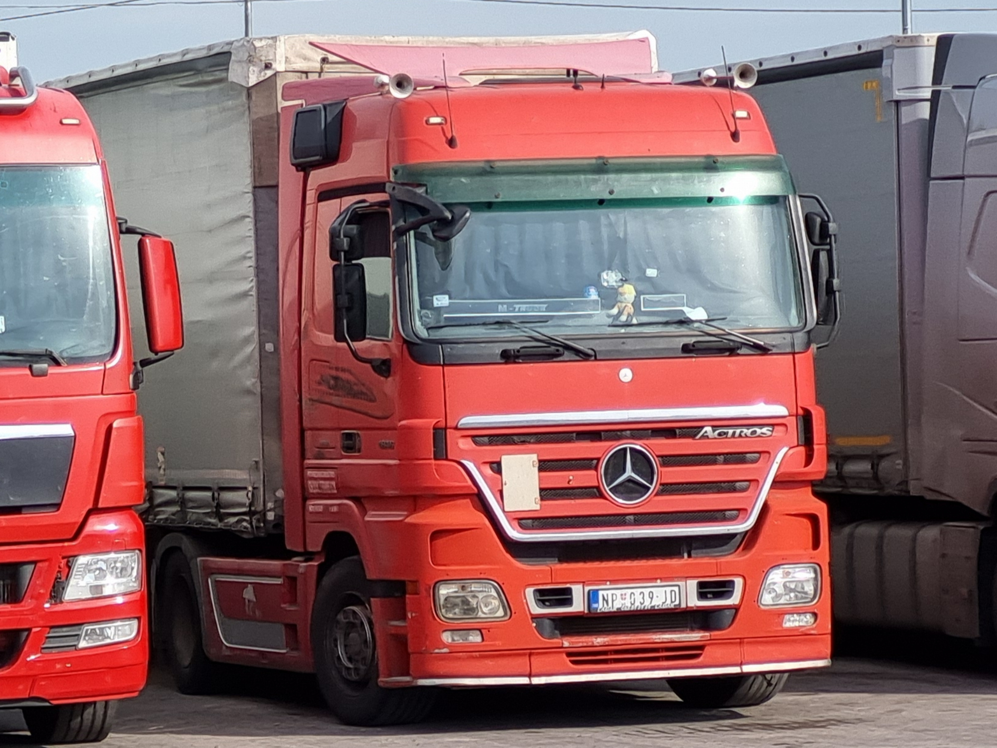 NP 039-JD, Mercedes-Benz Actros 2nd gen (MP2/MP3), 2002–2020