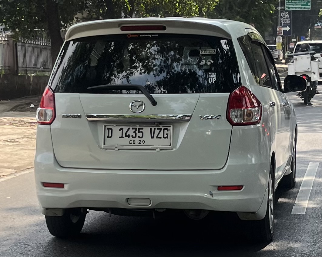 D 1435 VZG, Mazda VX-1 1st gen (ZE; ID-market), 2013–2018