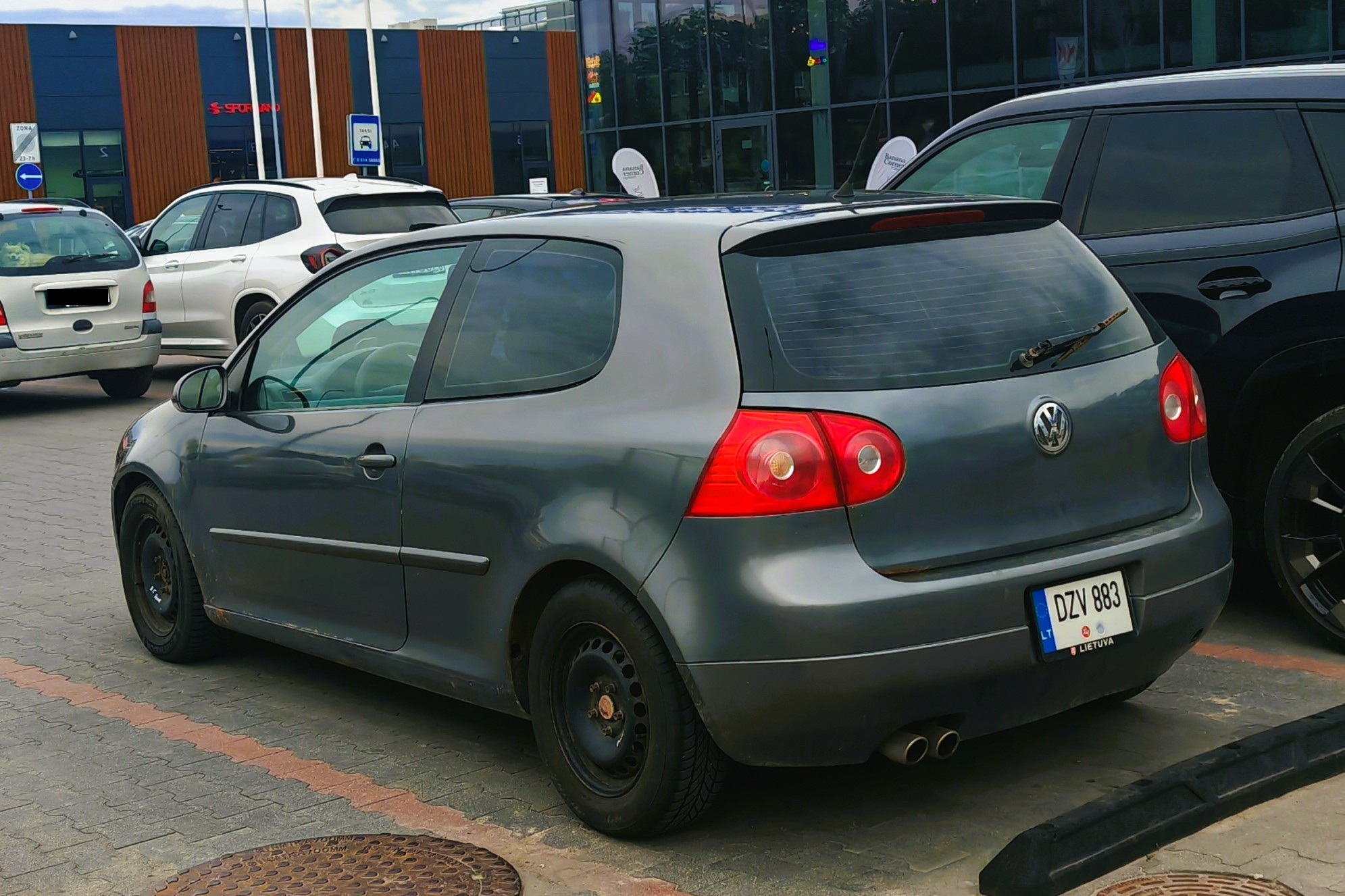 DZV 883, Volkswagen Rabbit 2nd gen 3-door Hatch (1K1; NA-market), 2007–2009