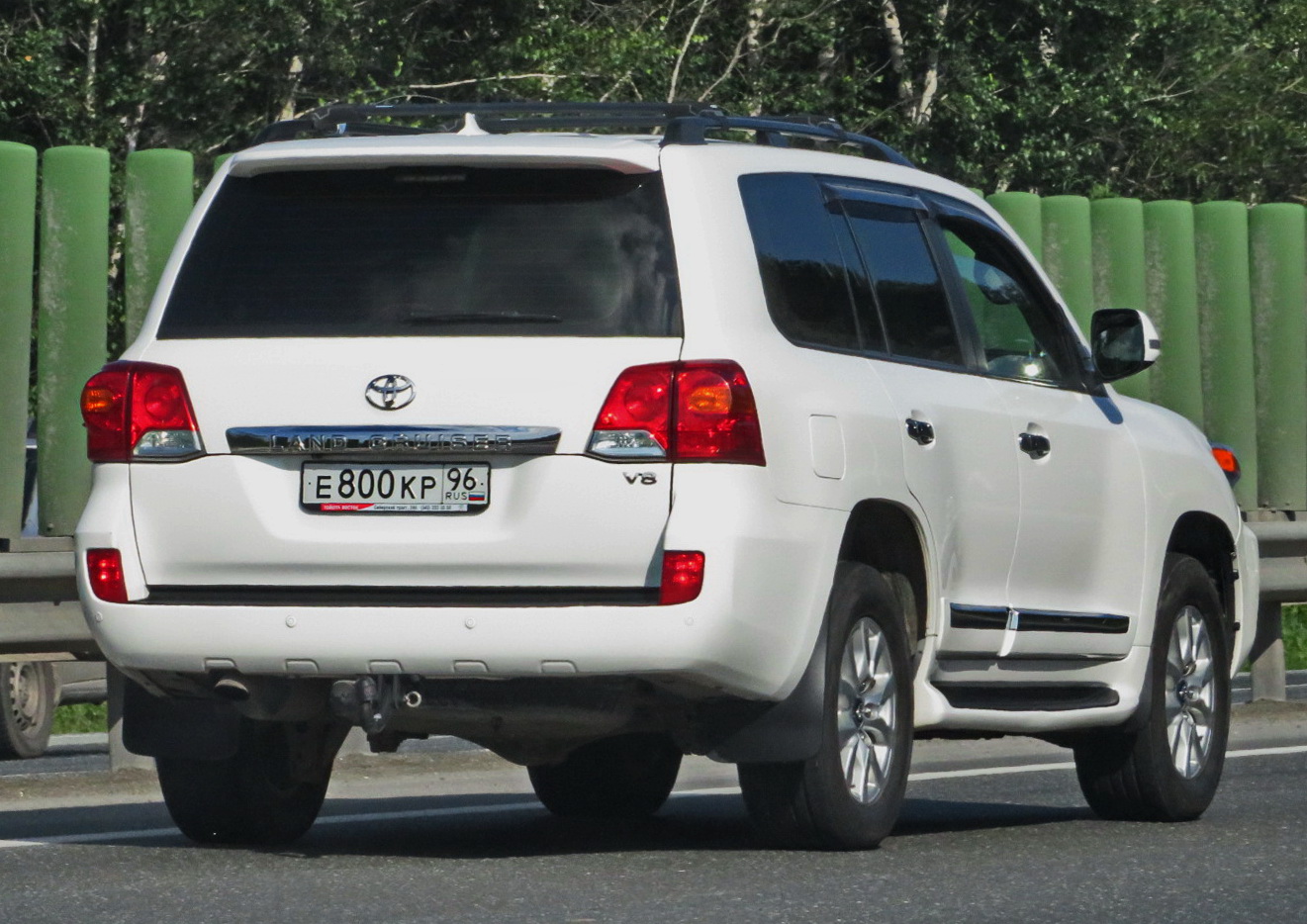 е 800 кр 96, Toyota Land Cruiser 200 (J200), 1st facelift, 2011–2015