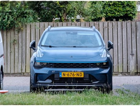 N-676-ND, Lynk & Co 01