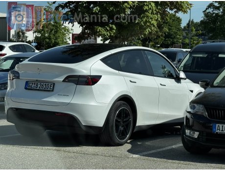 GZ B 2610 E, Tesla Model Y