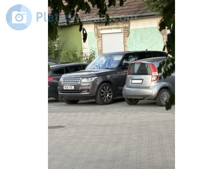 RE16 YXC, Land Rover Range Rover
