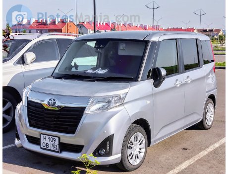 н109ов702, Toyota Roomy