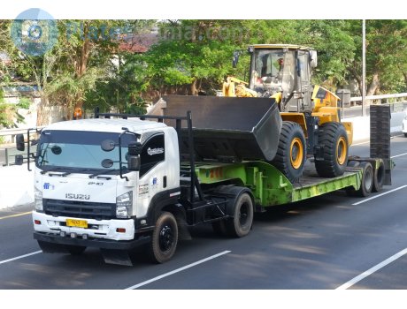 L 8243 UR, Isuzu Giga
