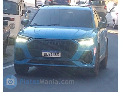 BEW6G83, Audi Q3
