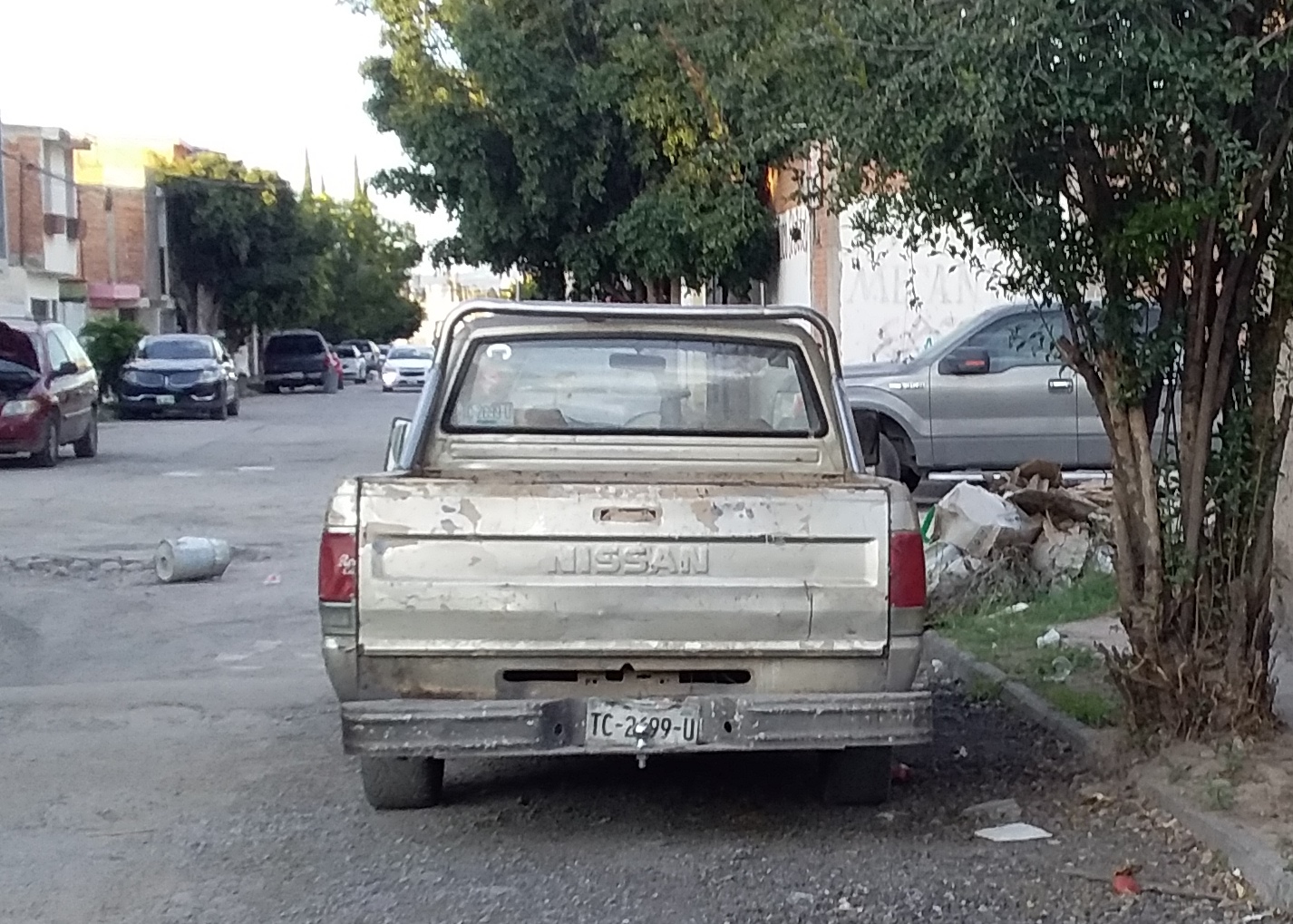 TC-2699-U, Nissan Pickup 1st gen (720), 1979–1985