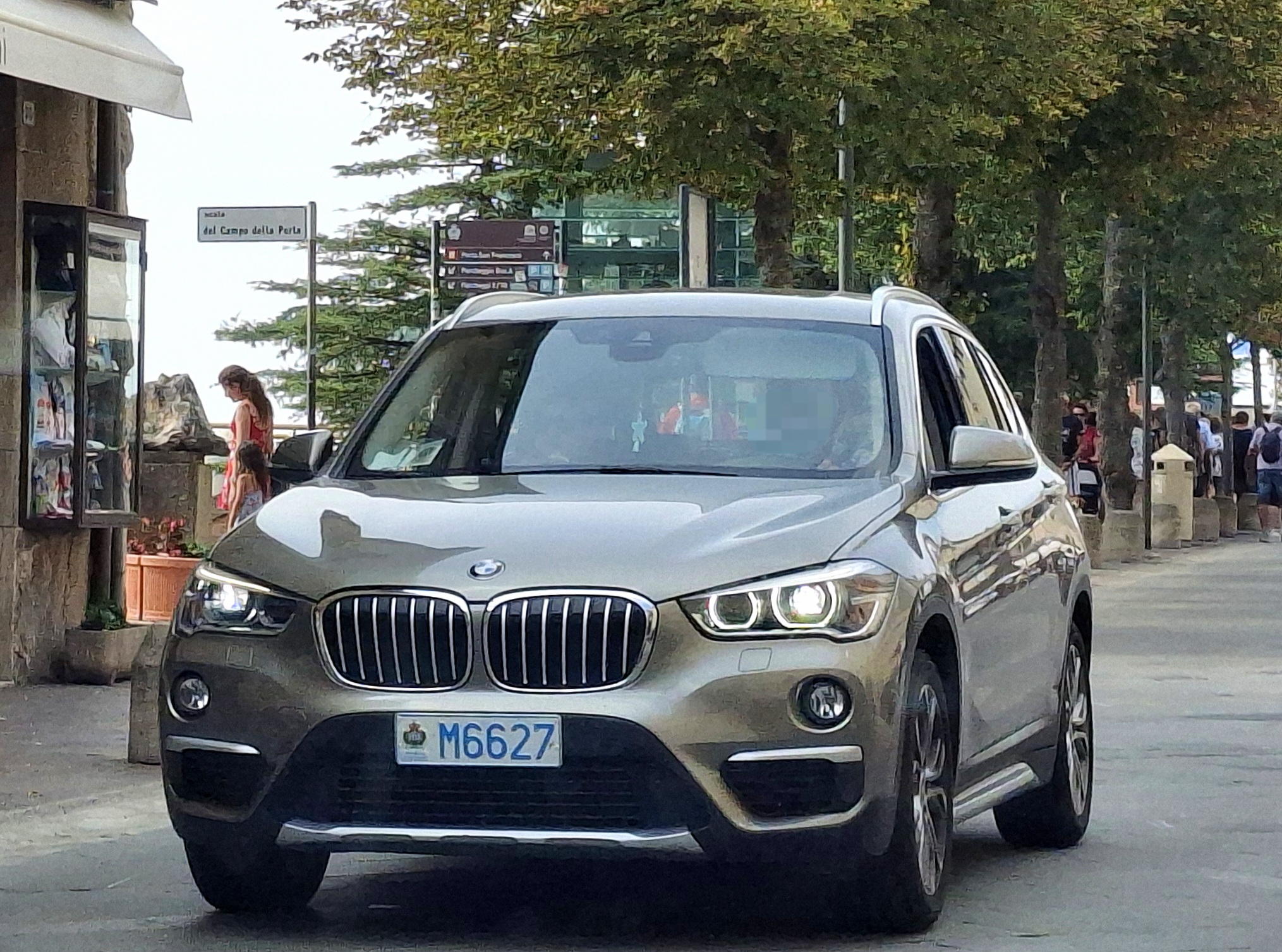 M6627, BMW X1 2nd gen (F48), 2015­–2022