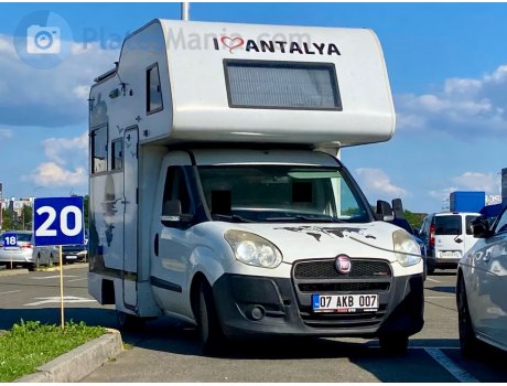 07 AKB 007, FIAT Doblò